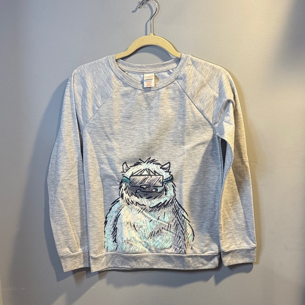 Cat & Jack Gray Sweatshirt with Cool yeti Graphic